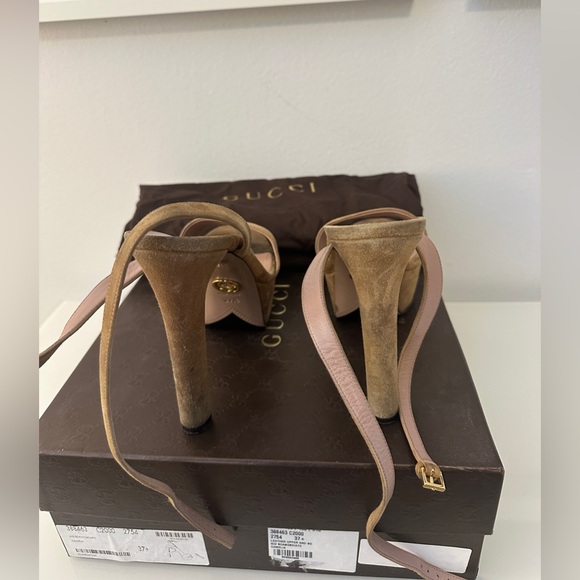 Gucci Nude Platform Heels - Picture 5 of 5